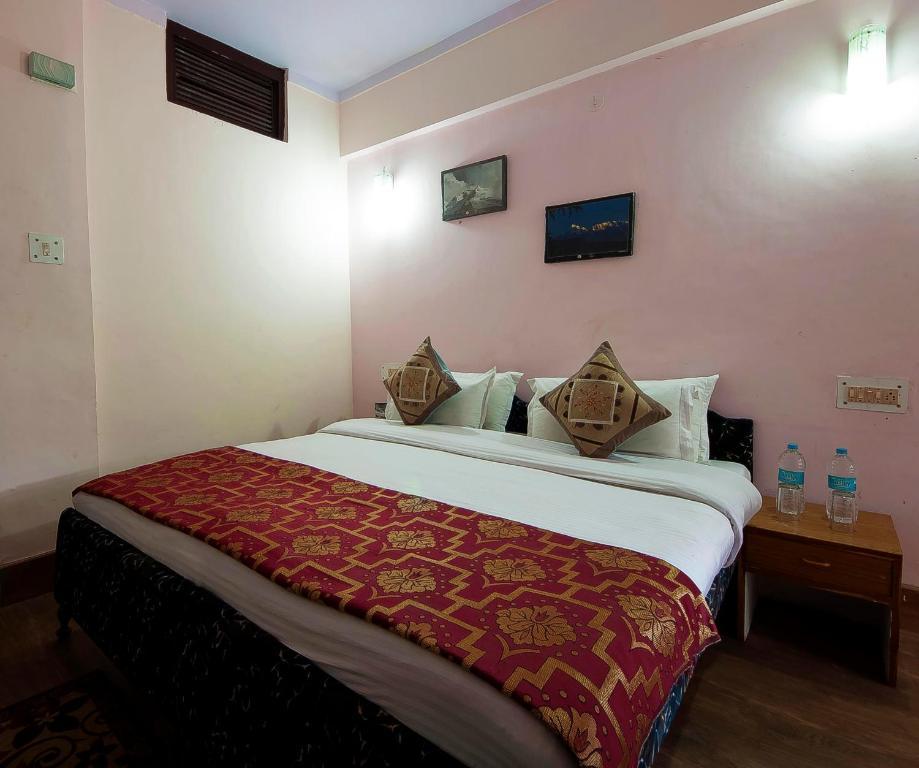 נייניטל Hotel Anamika חדר תמונה